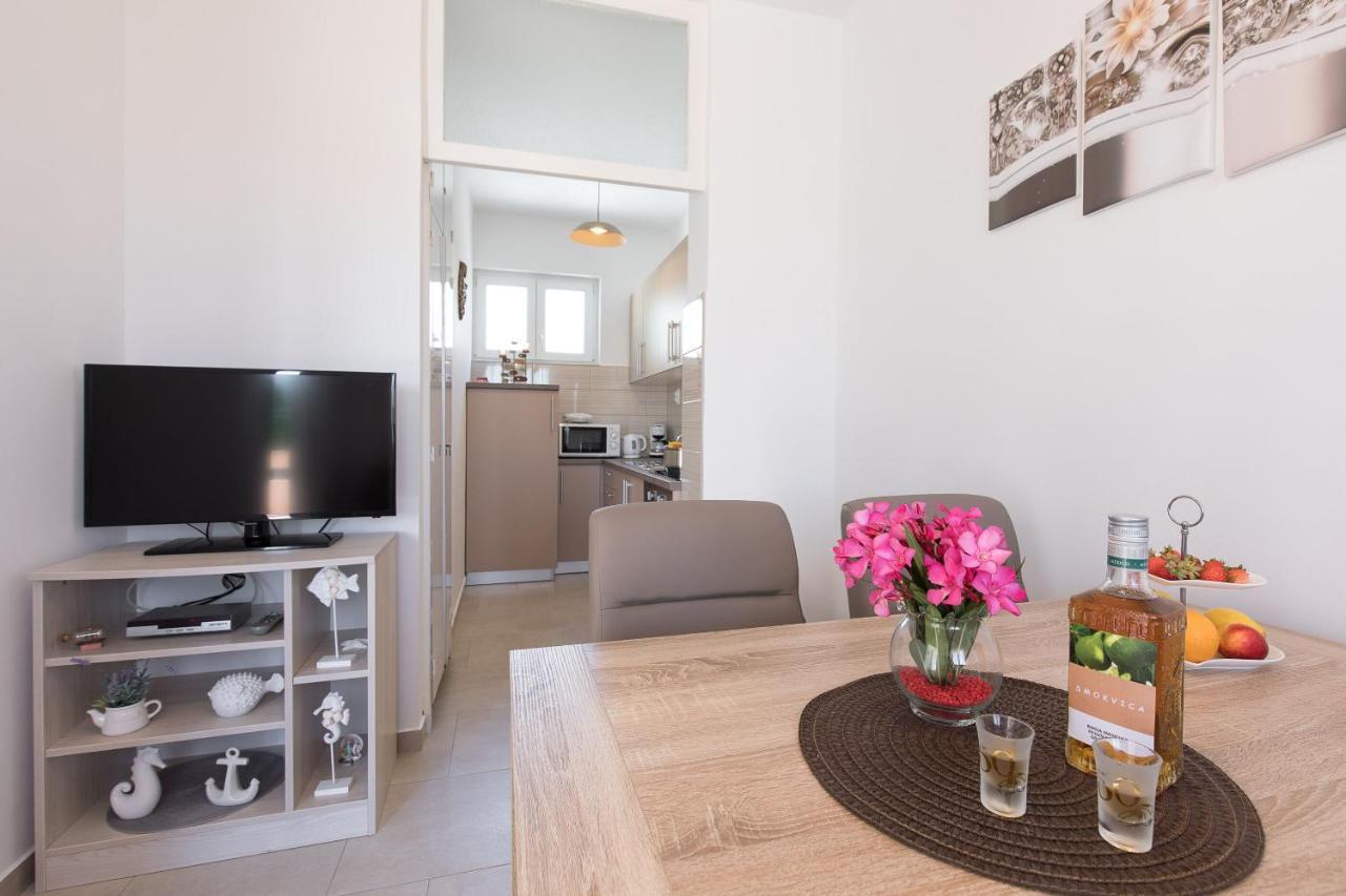Apartment Oleander Punat Exterior foto