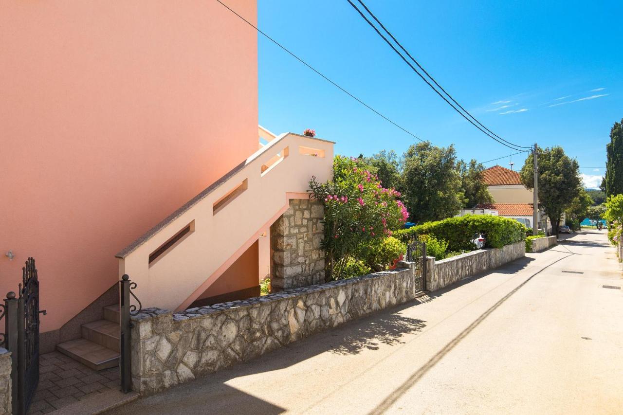 Apartment Oleander Punat Exterior foto